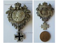 Austria Hungary WWI Cap Badge Kaiser Wilhelm II of Germany Russian Crown Daphne Wreath Iron Cross Inscribed Durch Kampf zum Sieg