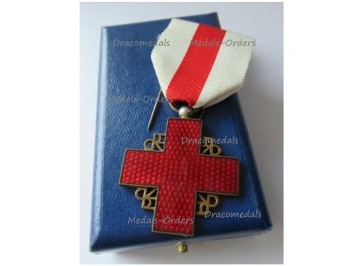France Red Cross Medal of Recompense Gold Class 2nd Type 1st Form 1950 by the Paris Mint Boxed