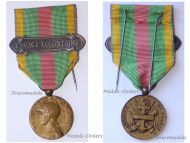 France WWI Medal for the Volunteers of the Great War with Clasp Engage Volontaire for Voluntary Enlistment by Adolph Rivet