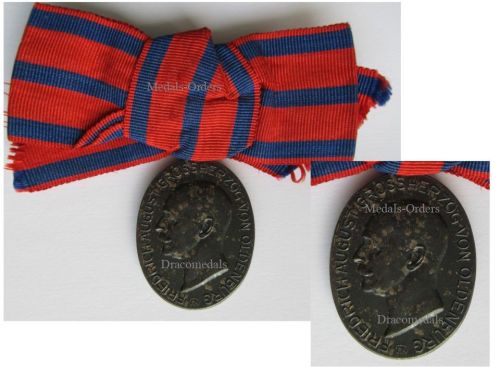 Germany WWI Oldenburg War Merit Medal 1916 in Iron by Knauer