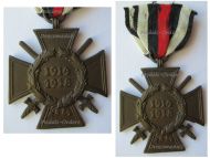 Germany WWI Hindenburg Cross with Swords for Combatants Maker O2
