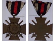 Germany WWI Hindenburg Cross with Swords for Combatants Maker D&Co