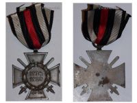 Germany WWI Hindenburg Cross with Swords for Combatants Maker O11